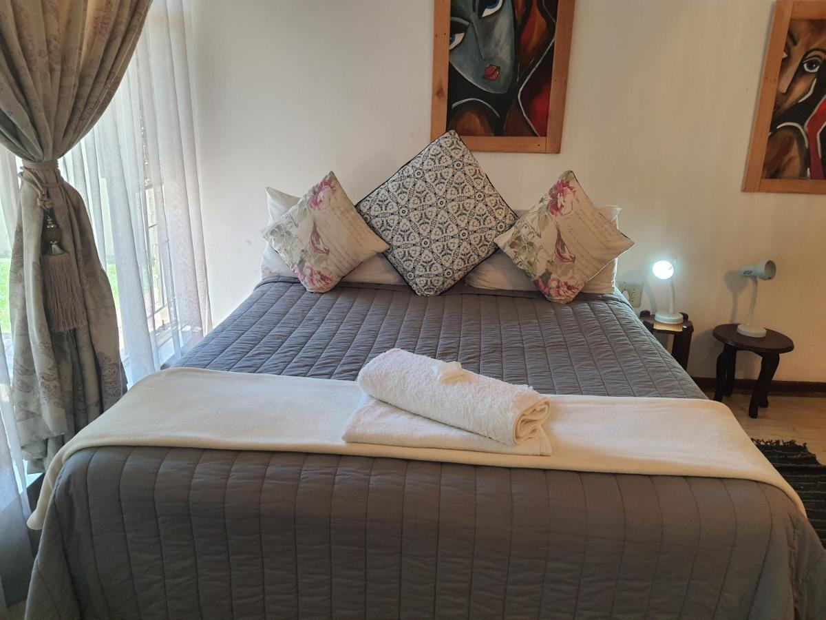 Aandrus Guesthouse Bloemfontein Exterior photo