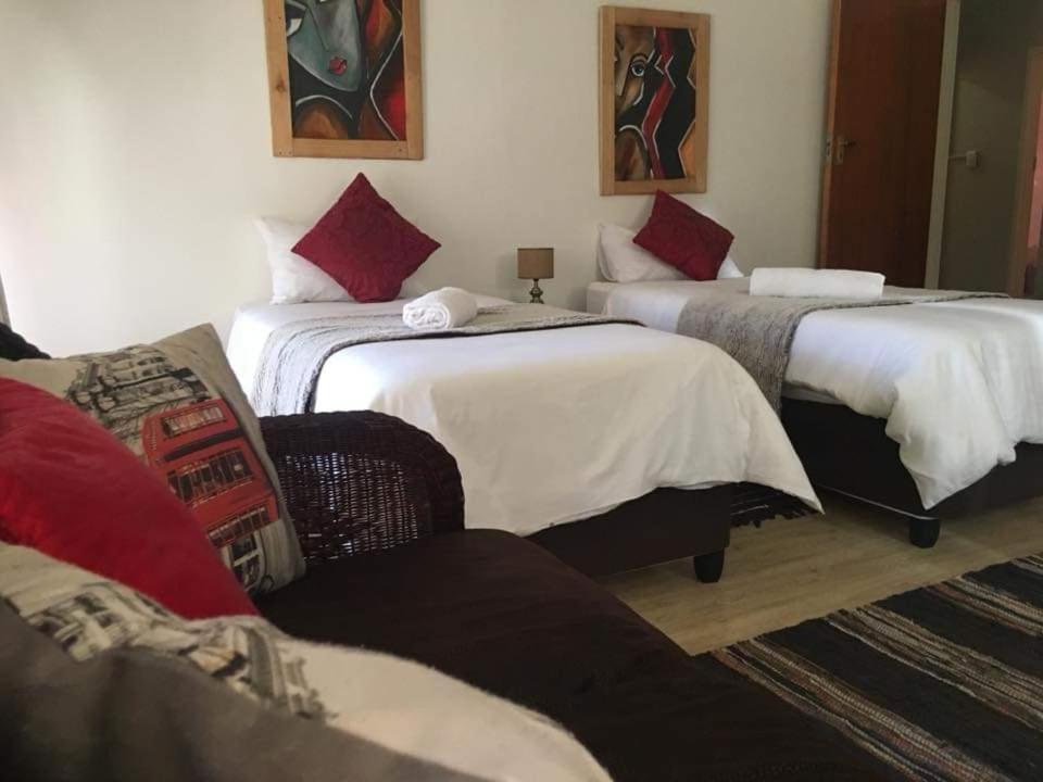 Aandrus Guesthouse Bloemfontein Exterior photo
