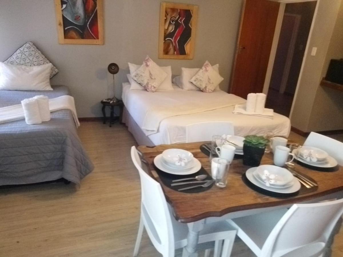 Aandrus Guesthouse Bloemfontein Exterior photo