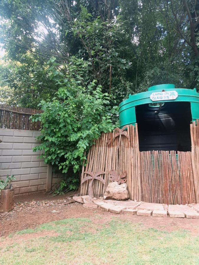 Aandrus Guesthouse Bloemfontein Exterior photo